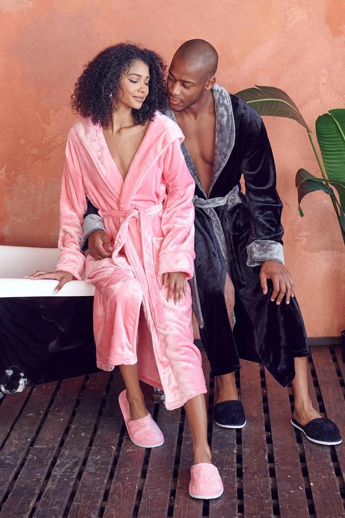 Women’s Plush Hooded Robe - Spa-Worthy Comfort at Home - Insatiable Sensations