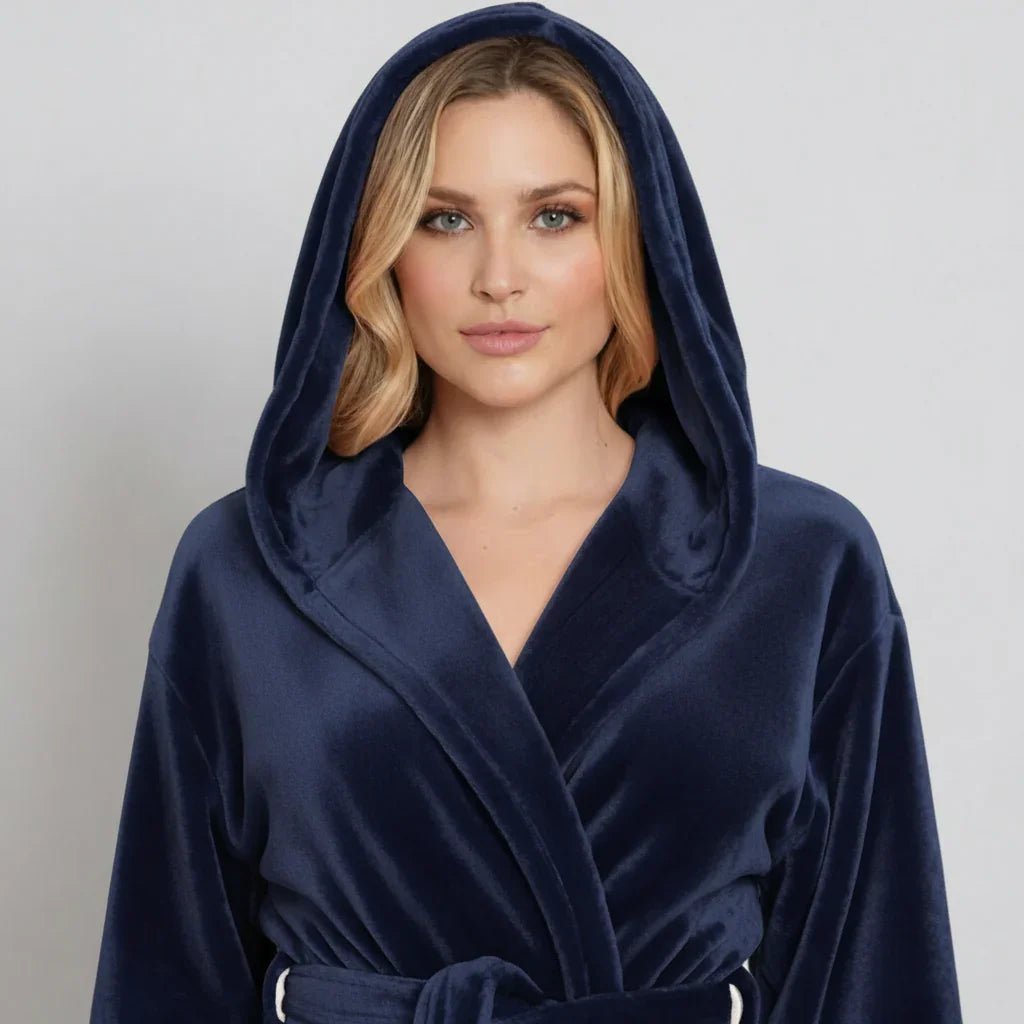 Women’s Plush Hooded Robe - Spa-Worthy Comfort at Home - Insatiable Sensations