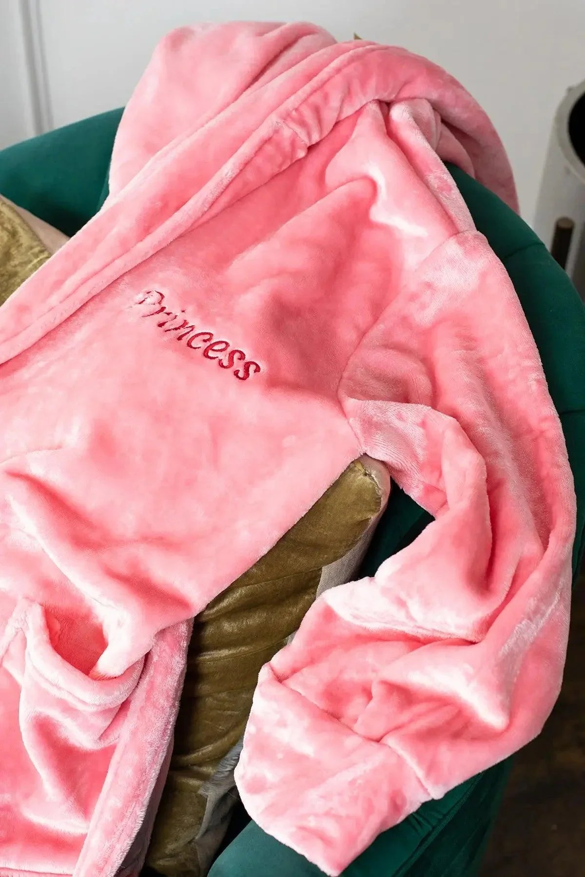 Women’s Plush Hooded Robe - Spa-Worthy Comfort at Home - Insatiable Sensations