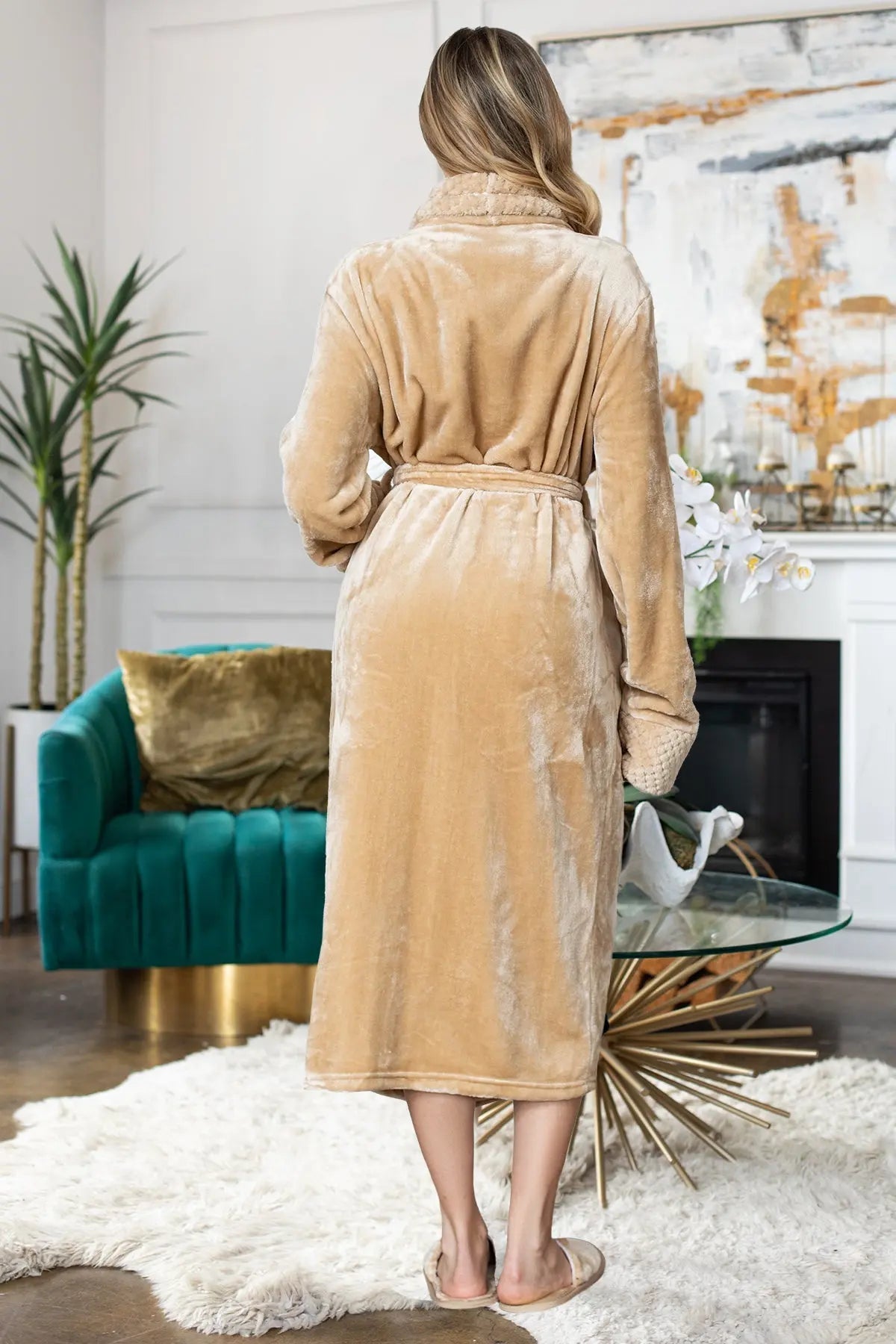 Women's Ultra Soft Plush Bathrobe - Insatiable Sensations